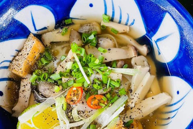 Experience Vietnamese Cooking Class and Local Market