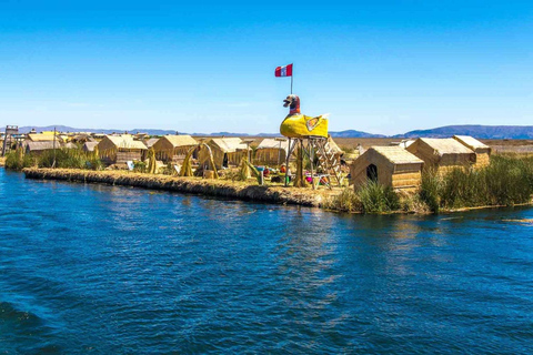 Puno: Uros and Taquile Islands Tour with Lunch