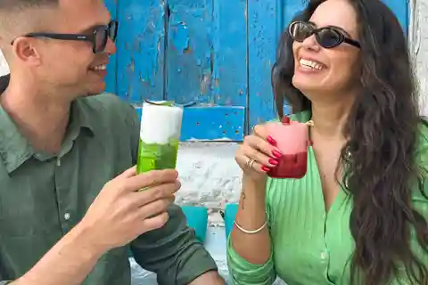 Naxos: Couples Evening Food Tour with Wine and Cocktails