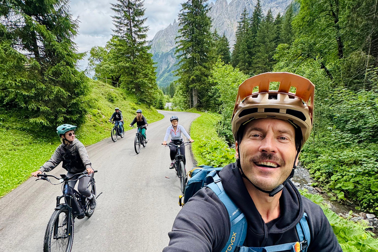 جولة بدراجة كهربائية في وادي روزنلاوي من إنترلاكن