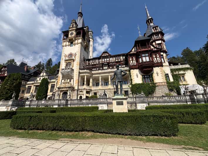 From Brasov : Bran Castle, Peles, Monastery & Cantacuzino
