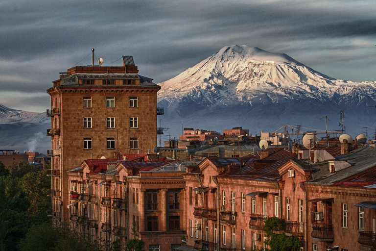 Excursión de un día a Armenia desde Tiflis: Sevan, Dilijan, Ereván