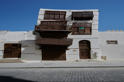 Albalad – wycieczka historyczna po starym mieście w Arabii DżuddaHistoryczna wycieczka po Albalad po starym mieście w Arabii Jeddah