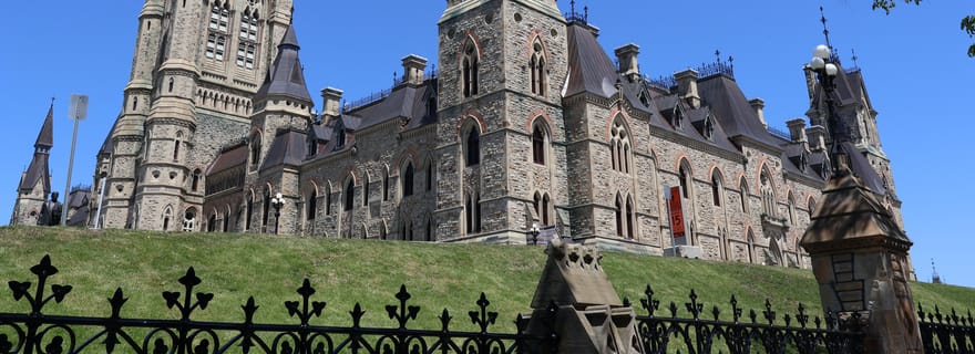 Ottawa : visite guidée privée de la ville au départ de Montréal