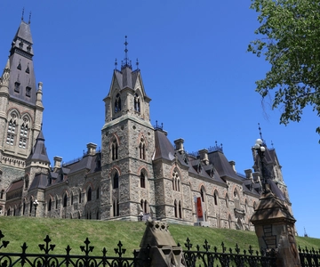 Ottawa : visite guidée privée de la ville au départ de Montréal
