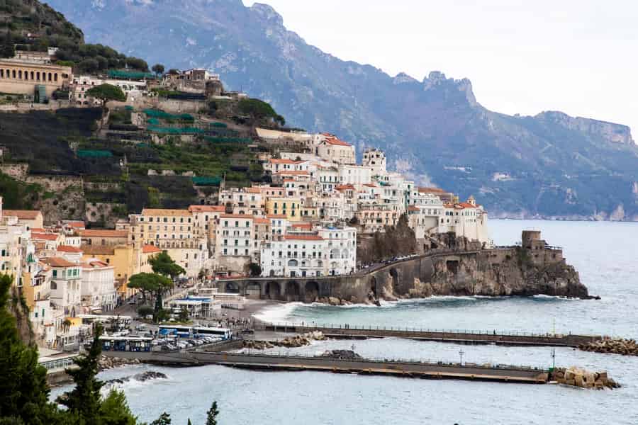 Ab Neapel: Positano, Amalfi & Ravello Kleingruppentour. Foto: GetYourGuide