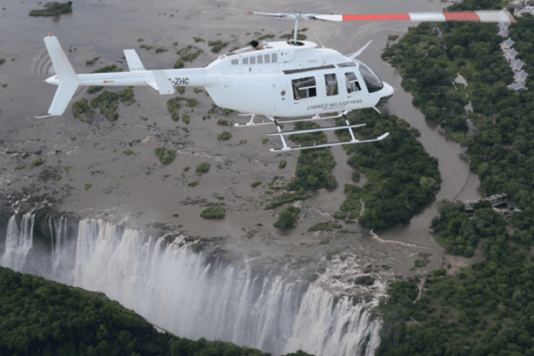 Aventura de lujo de un día en las cataratas Victoria con vuelo en helicóptero