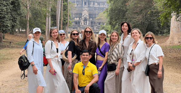 Classic Angkor Temple Full Day Tour With Sunrise or Sunset