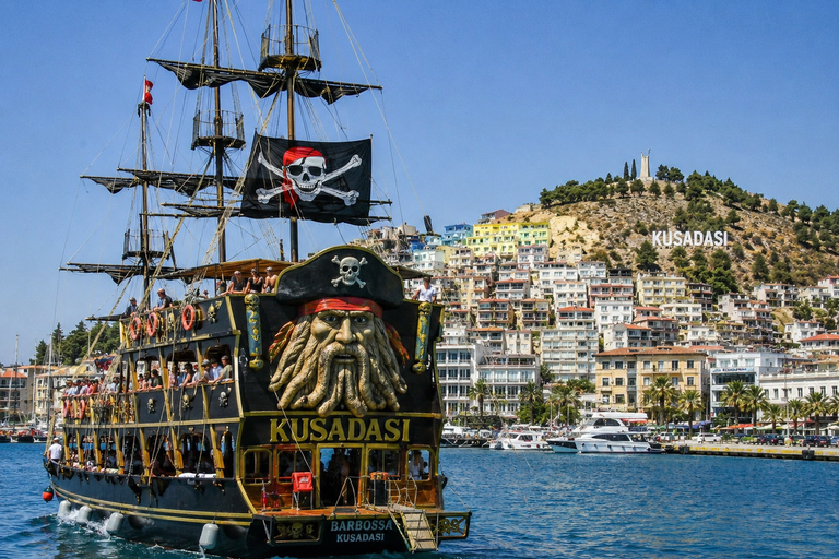 Kusadasi: Pirate Boat Trip with Lunch and Foam Party