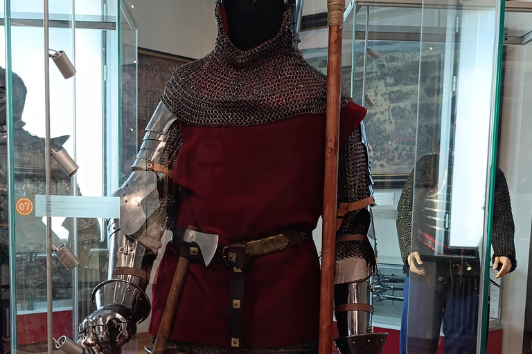 Kaunas Through Centuries: Old Town, War Museum & Ninth Fort