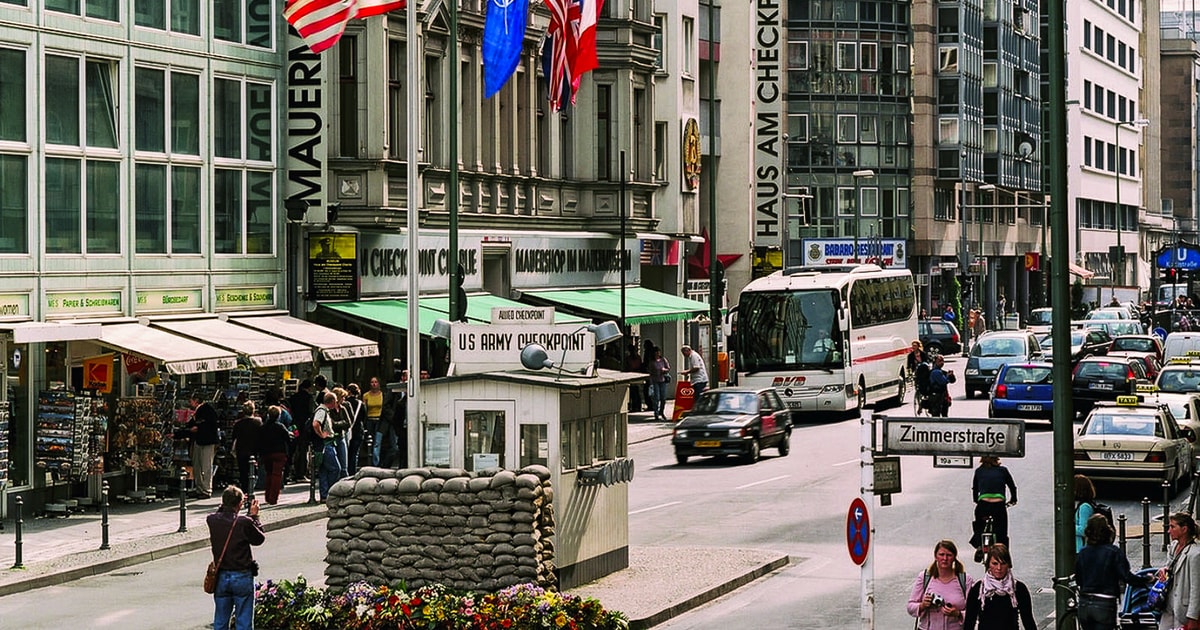 Sla de lijn over: Berlijnse Muur Museum bij Checkpoint Charlie