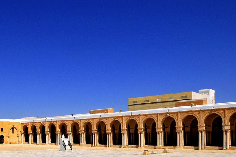 Tour privato di un giorno a Kairouan, El Jem e Sousse con pranzo