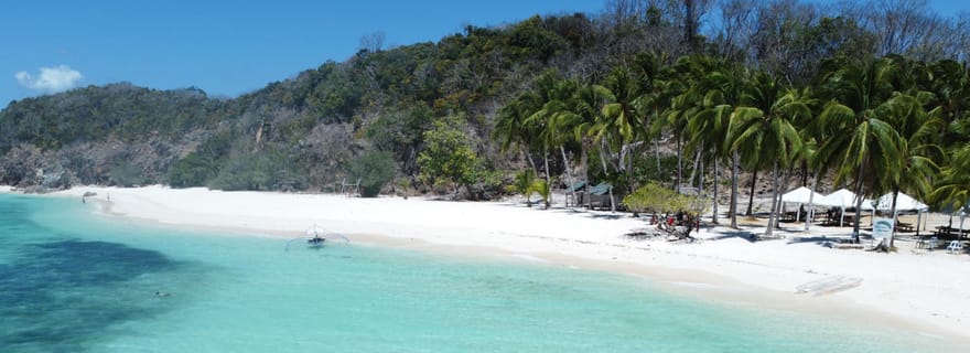 Au départ de Coron Town : tour en bateau des plages et des îles avec déjeuner
