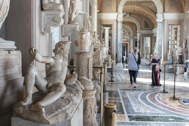 Roma: Tour pelos Museus do Vaticano, Capela Sistina e São PedroTour pelos Museus do Vaticano e Capela Sistina com acesso à Basílica de São Pedro