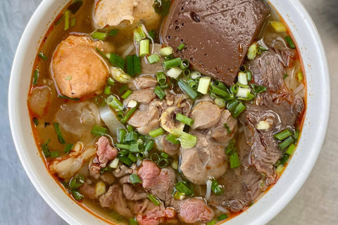 Hue Street Food Adventure – Eat, Walk & Explore Like a Local