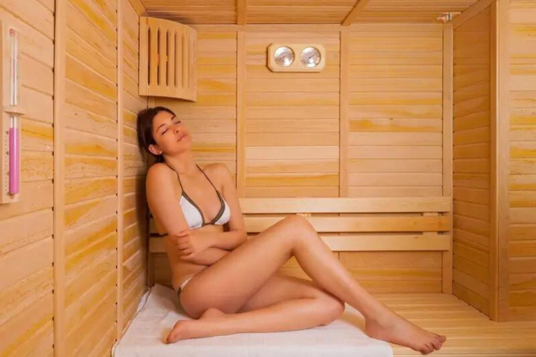 Kemer: experiencia de hammam, sauna y masaje clásico y balinés.Kemer: Hammam, Sauna y Experiencia de Masaje Clásico