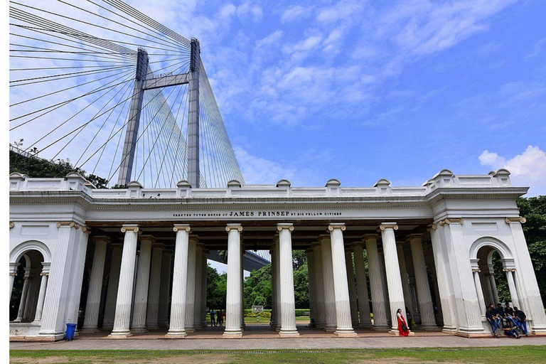 Explore Kolkata: Full-Day Private City Tour
