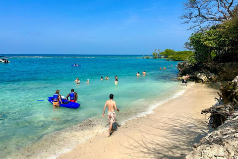 Rosario Island Private Beach Club Mangata Daypass