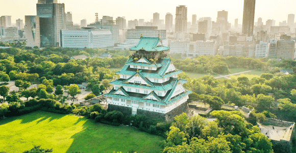 Osaka: Einlass zum Burgturm / Geführter Rundgang