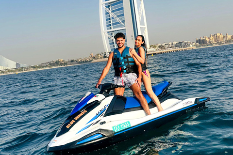 迪拜：体验摩托艇畅游阿拉伯酋长酒店+图片&amp;视频30分钟喷气式摩托艇前往帆船酒店