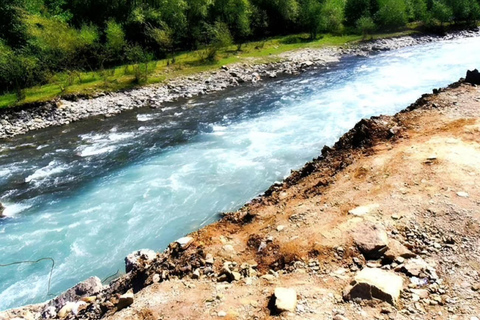 Desde Tiflis : Ananuri - Gudauri y Kazbegi Tour privado