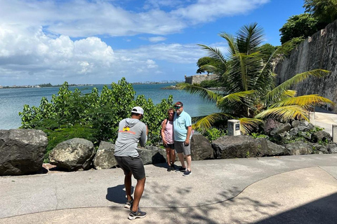 Old San Juan: Walking Tour with Shopping and Hotel Transfer