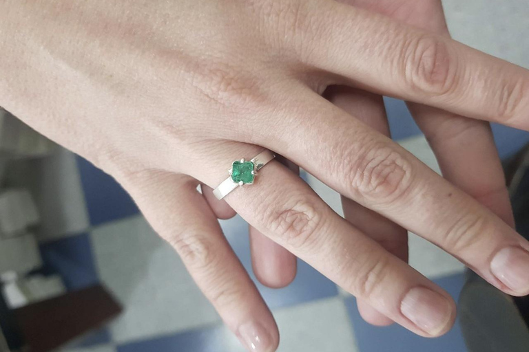 波哥大：制作属于你的祖母绿戒指波哥大：制作属于你自己的翡翠戒指