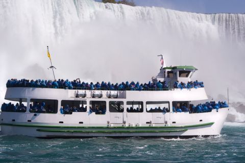 Niagara Falls, USA: Guided Walking Tour and Maid of the Mist