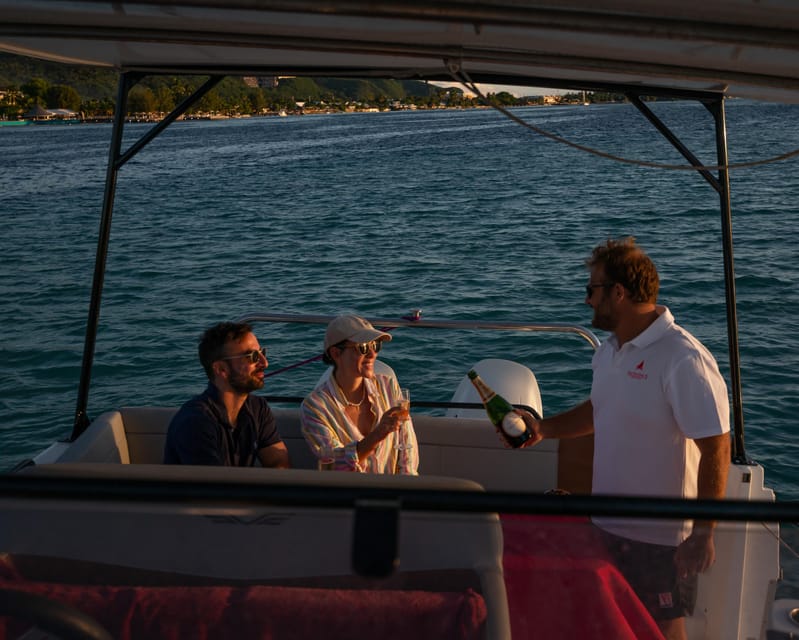 Sortie bateau privée sunset dans le lagon de Tahiti
