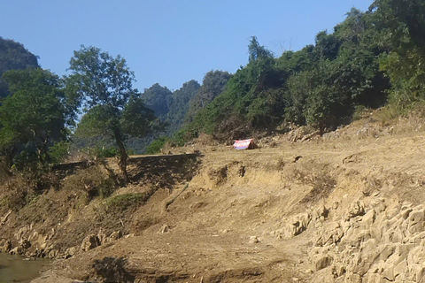 De Ha Noi: 2 dias de Trekking na Montanha do Olho de Anjo e de mota