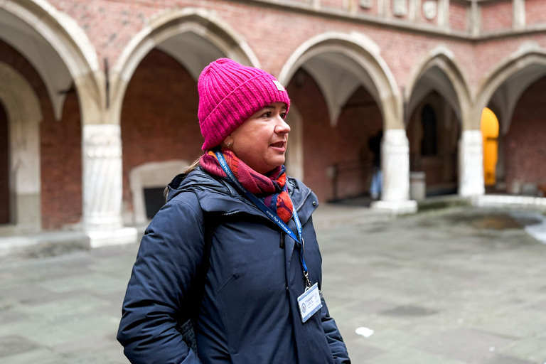 Krakow: St. Mary's Church and Rynek Underground Museum Tour Spanish tour