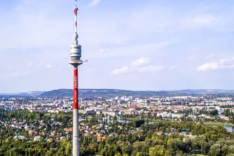 Skip-the-line Donauturm Donauturm Wien Tour, Transfer