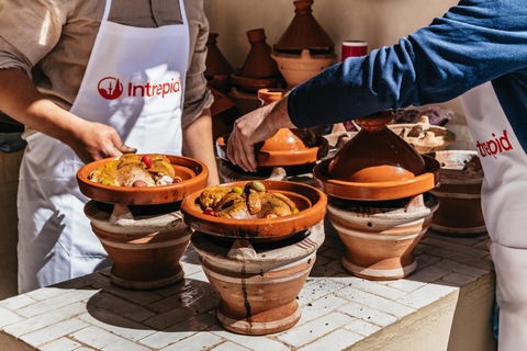 Marrakech: Tagine matlagningskurs med en lokalLaga din egen tagine med professionell kock - kurs i grupp