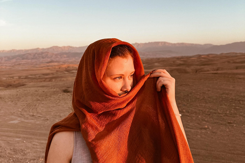 Marrakech: Agafay Desert Camel Ride with Dinner & Show