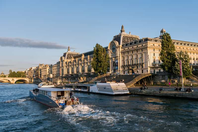 Paris: Passlib Official Paris City Pass | GetYourGuide