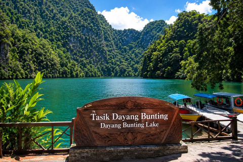 Langkawi: Beach and Lake Tour with Fish Feeding