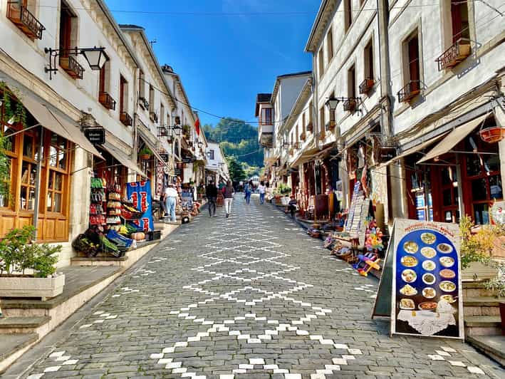 Gjirokastër: Castle, Bazaar, and Ottoman Houses Tour