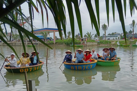 Passeio turístico de bicicleta pela zona rural de Hoi An em particular ou em grupoPasseio de bicicleta em grupo com saída de Hoi An