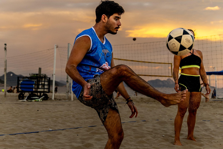 Rio de Janeiro: Footvolley on Copacabana Beach