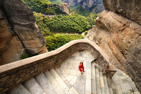 Meteora: Monasteries Tour, Lunch, and Athens Transfer Option Meteora Tour with Lunch and Roundtrip Athens Transportation