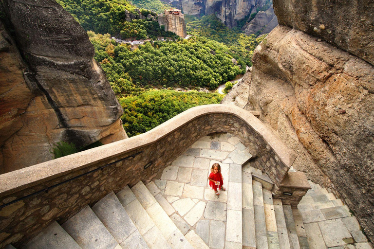 Meteora: Monasteries Tour, Lunch, and Athens Transfer Option Meteora Tour with Lunch and Roundtrip Athens Transportation