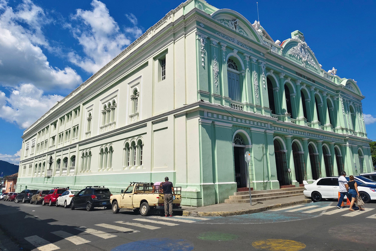 Lago, Volcán y Termales: Santa Ana Experience