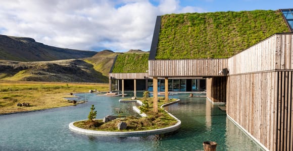 From Reykjavik: South Coast Tour with Reykjaböð Hot Springs