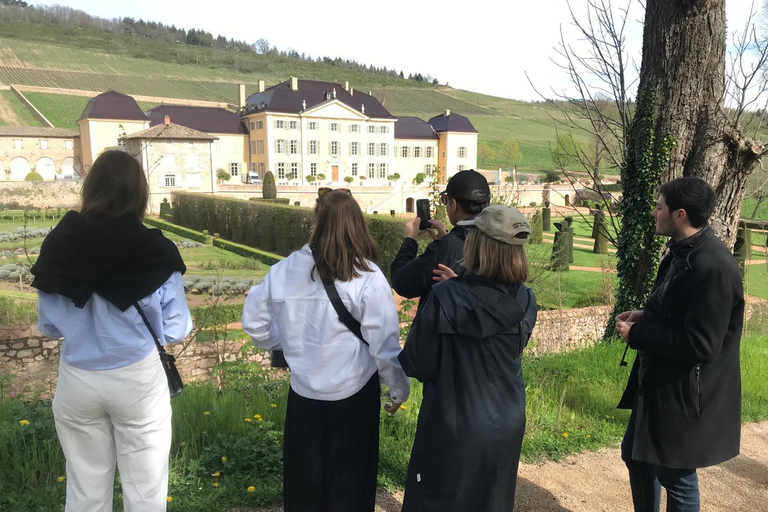 Beaujolais - Pérouges : Ganztägige gemeinsame TourBeaujolais - Pérouges : Ganztägiger gemeinsamer Ausflug