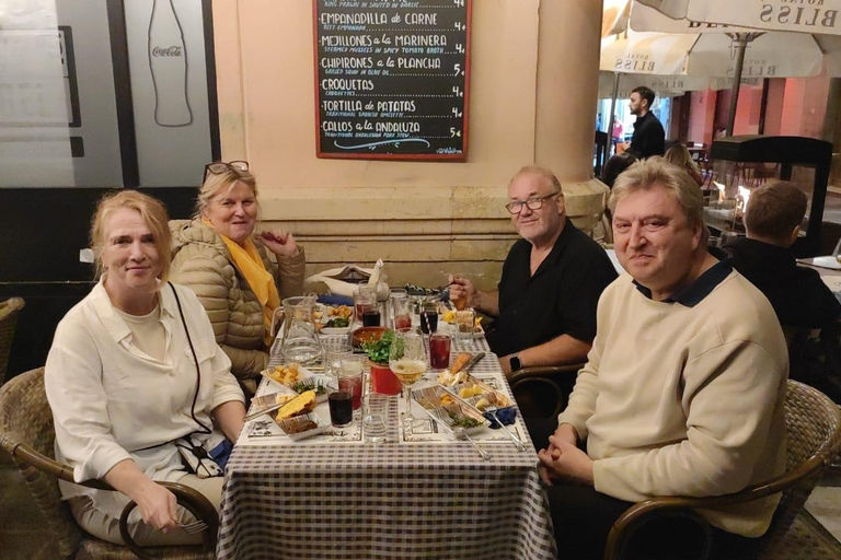 Malaga: Private Highlights and Hidden Treasures Tour