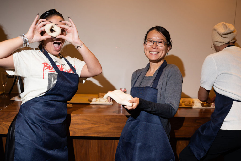 NYC: Bagel Baking Class with Award-Winning Baker (Midtown) NYC: Midtown Hands-On Bagel Baking Class