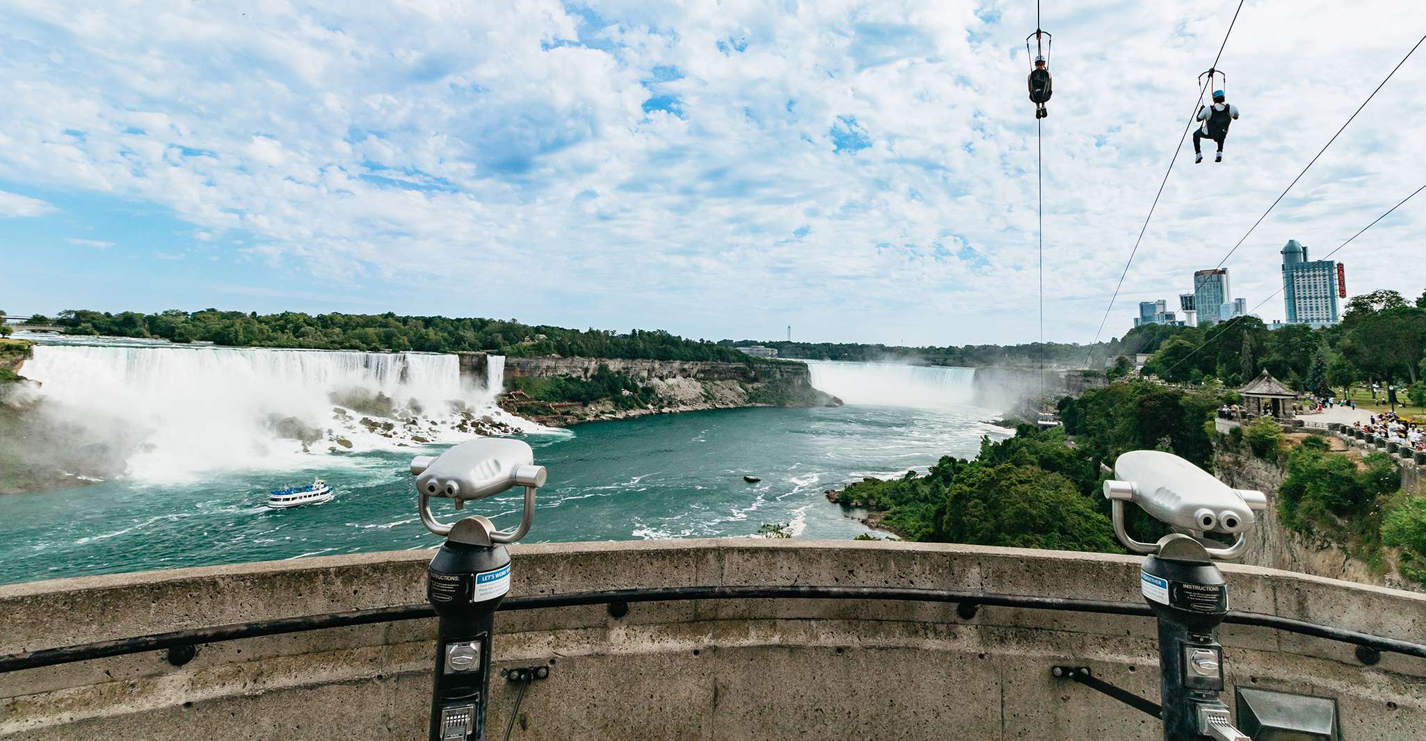 Niagara Falls, Canada, Zipline to The Falls - Housity