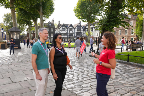 London: Tower of London Guided Tour with Boat RideLondon: Guided Tour of the Tower of London with Boat Ride