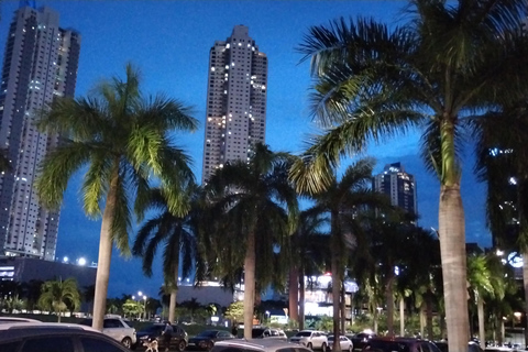 Panama: Night Tour and The Point Lookout Panama: Night tour with dinner, shared service in English
