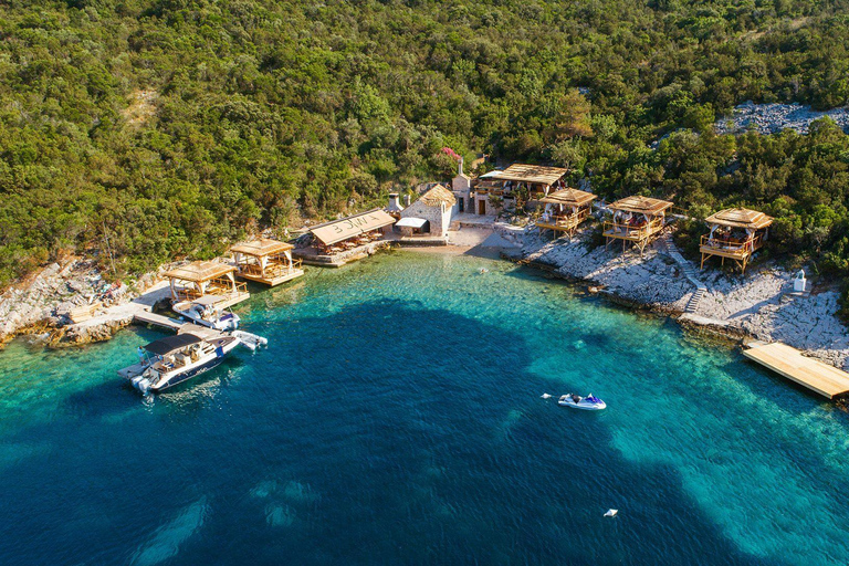 Dubrovnik: Private Luxury Yacht Tour to the Elaphite Islands Full day private tour to the Elaphites